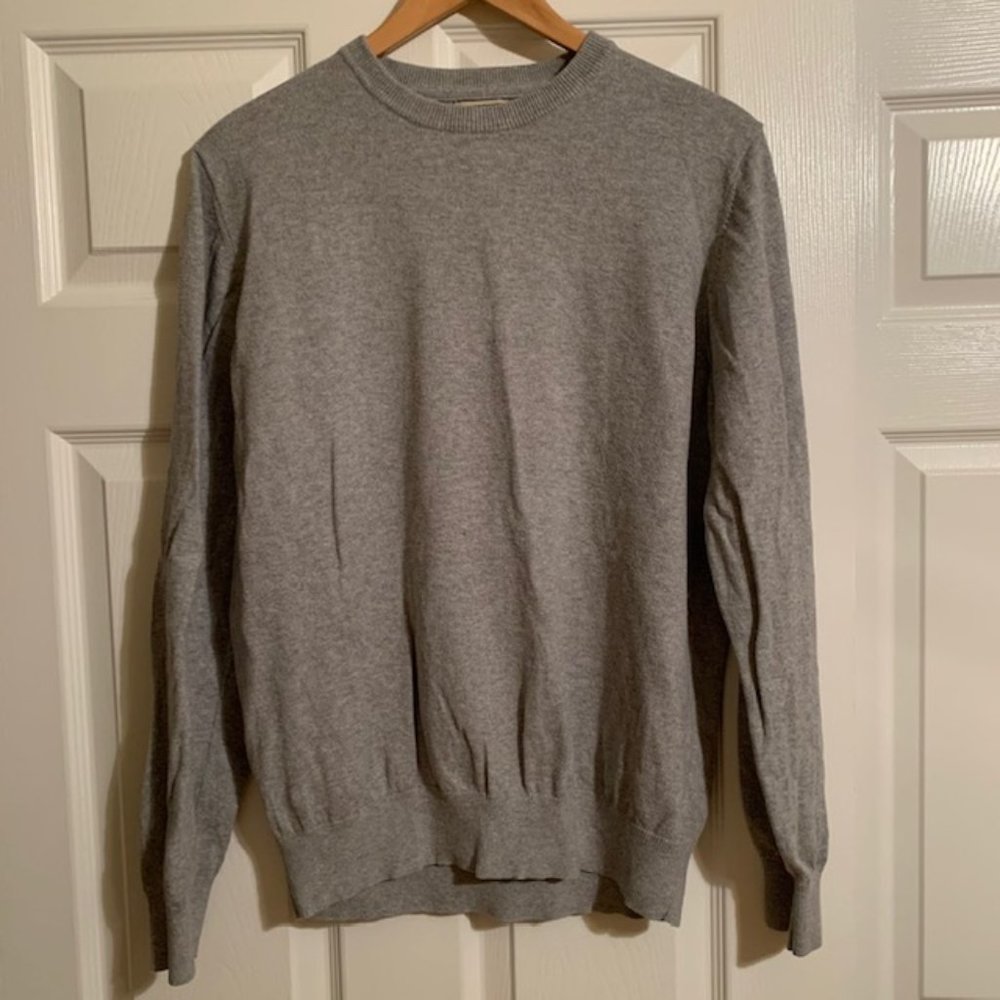 L.L. Bean grey crewneck cotton & cashmere sweater
